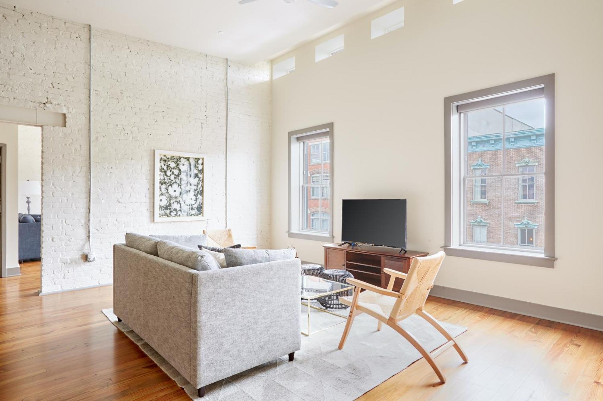 Sonder By Marriott Bonvoy The Broughton Apartments Historic District Savannah Habitación foto